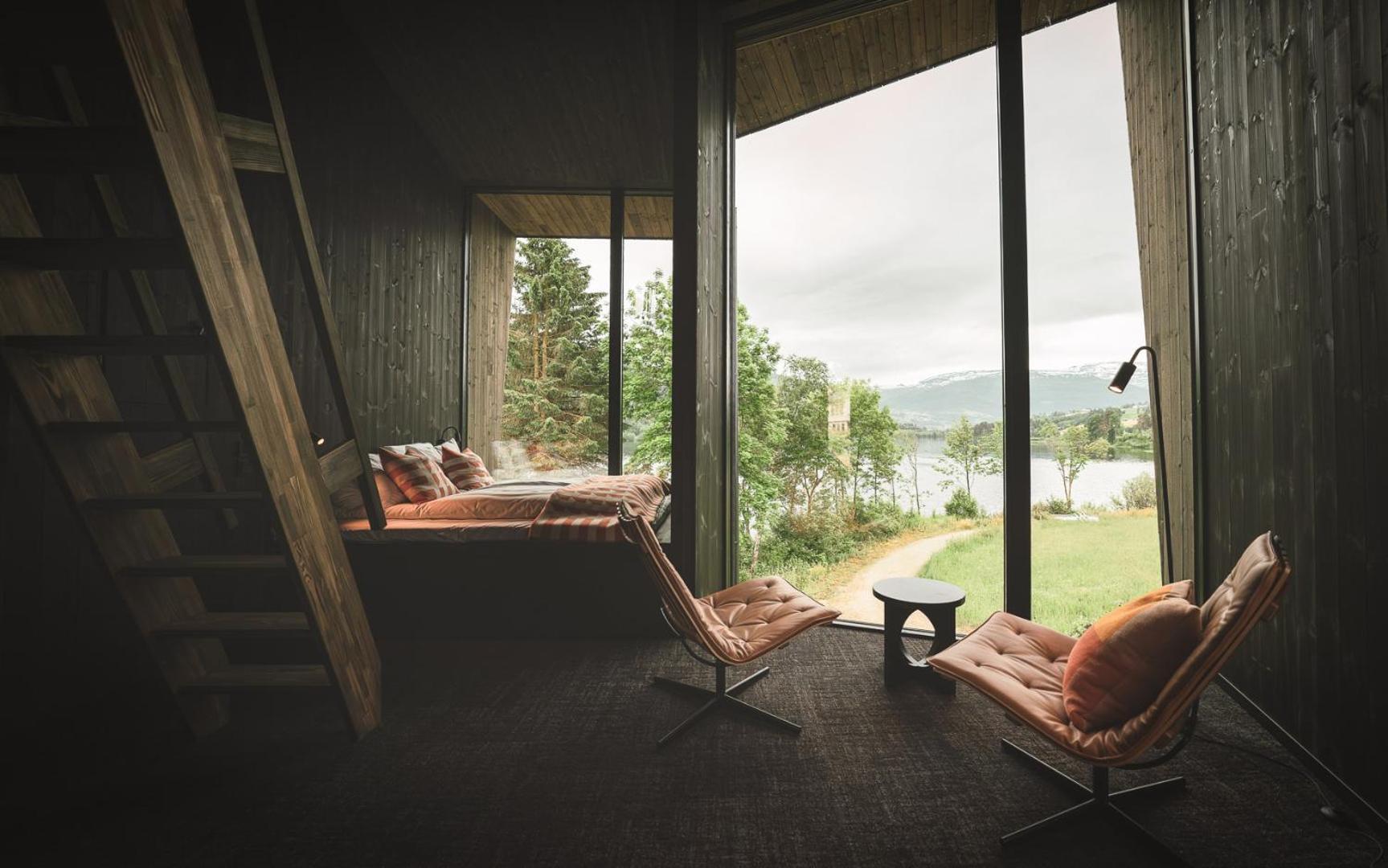 Elva Hotel Skulestadmo Exteriör bild
