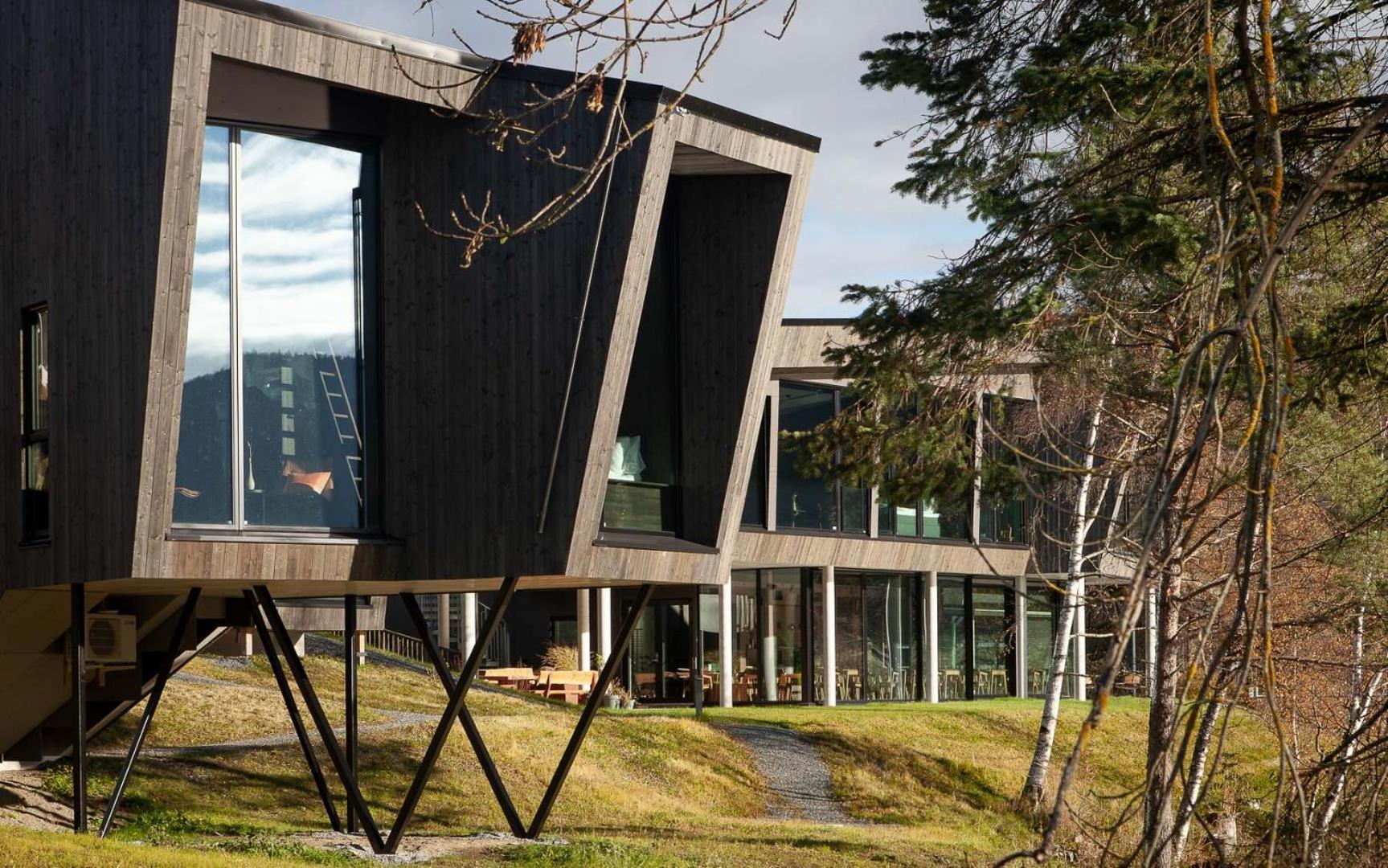 Elva Hotel Skulestadmo Exteriör bild