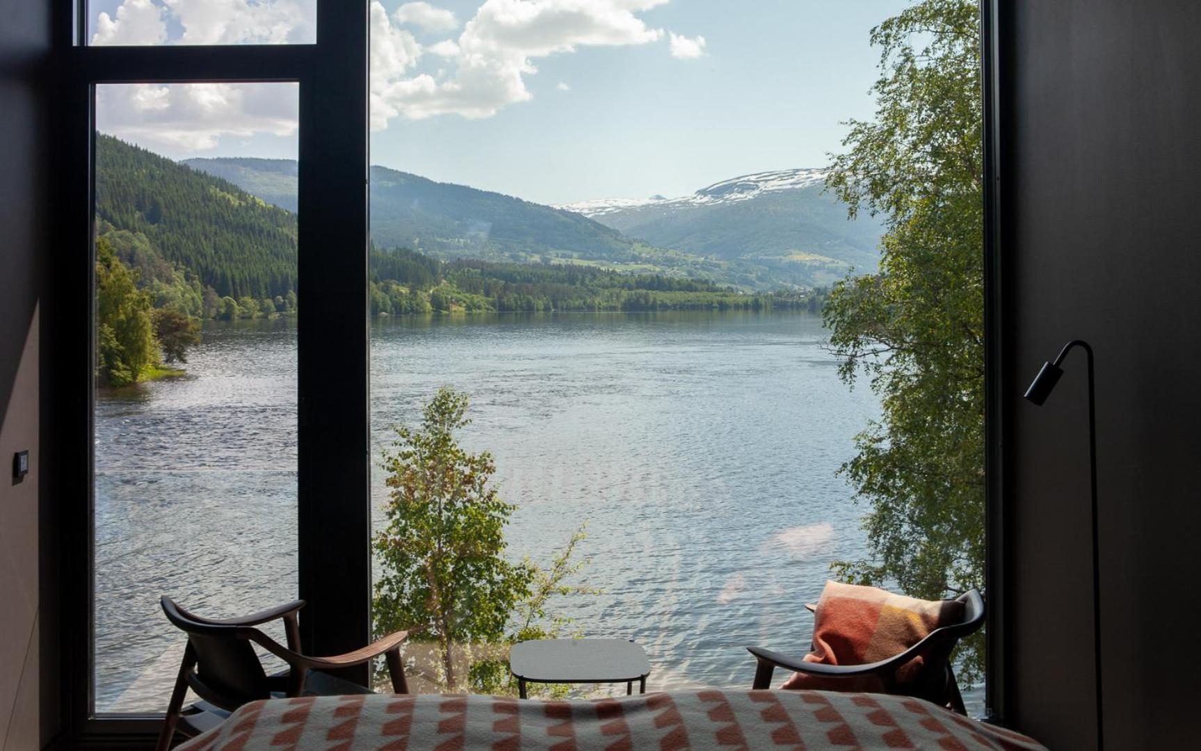 Elva Hotel Skulestadmo Exteriör bild