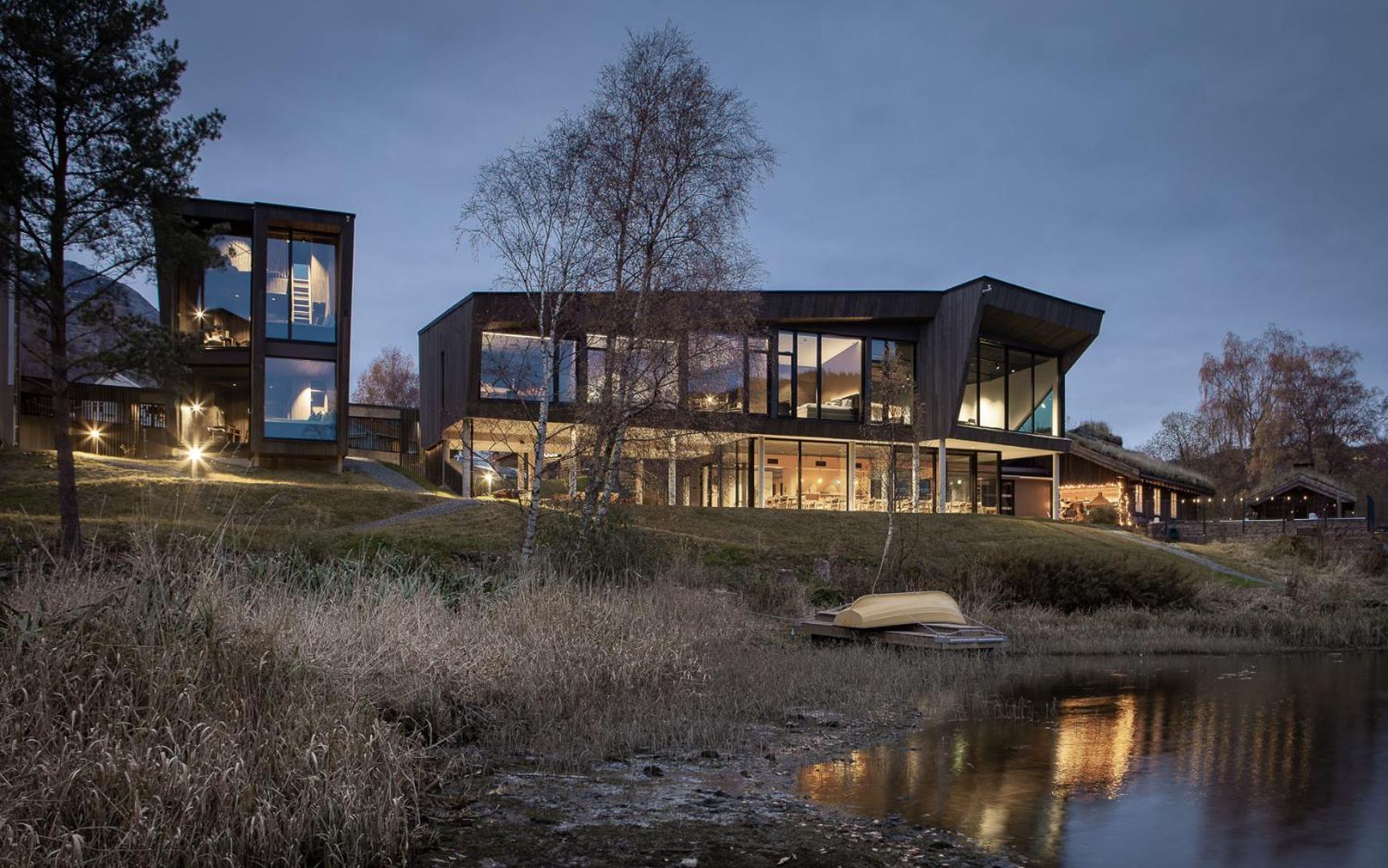 Elva Hotel Skulestadmo Exteriör bild